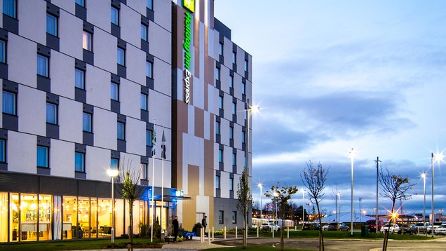 Holiday Inn Express – Aberdeen Airport
